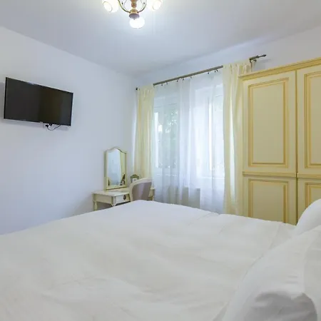 Spacious Near City Center * Cluj-Napoca