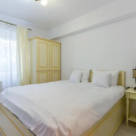Spacious Near City Center * Cluj-Napoca
