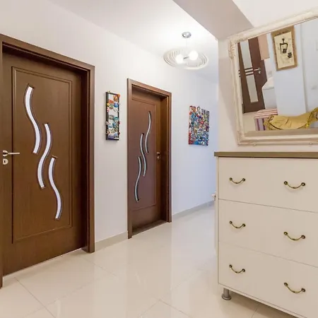 Spacious Near City Center Cluj-Napoca